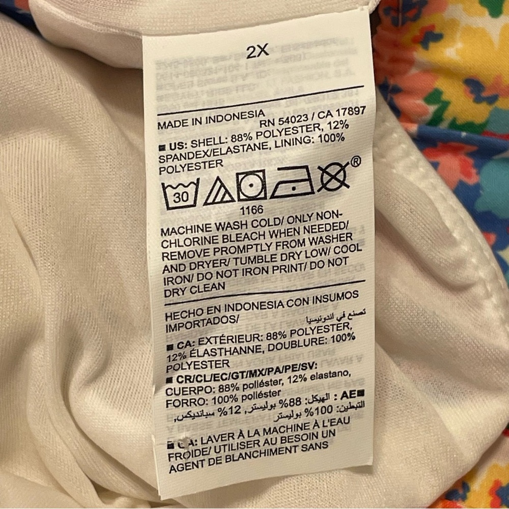 OLD NAVY 3" Inseam Mid Rise StretchTech Run Shorts - Picture 6 of 6